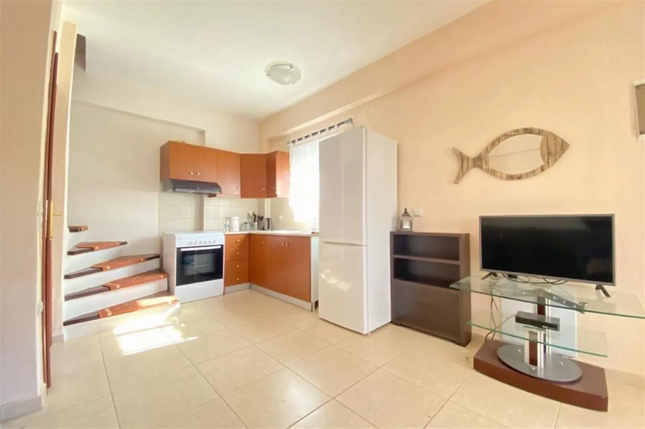 Pine Beach Holiday Home 2 Bedrooms 50 Meters To The Beach Kalyves Polygyrou ギリシャ